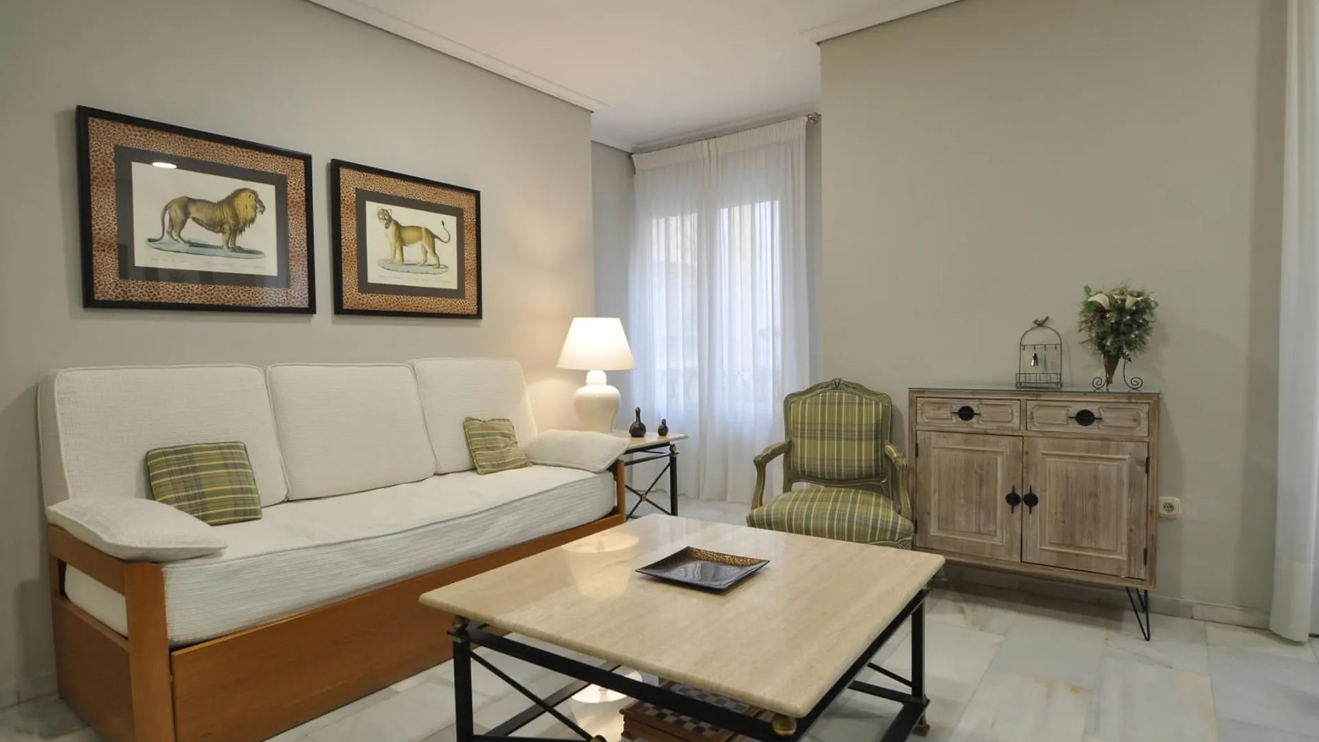 Apartman Apartamentos Alfonso XIII Córdoba